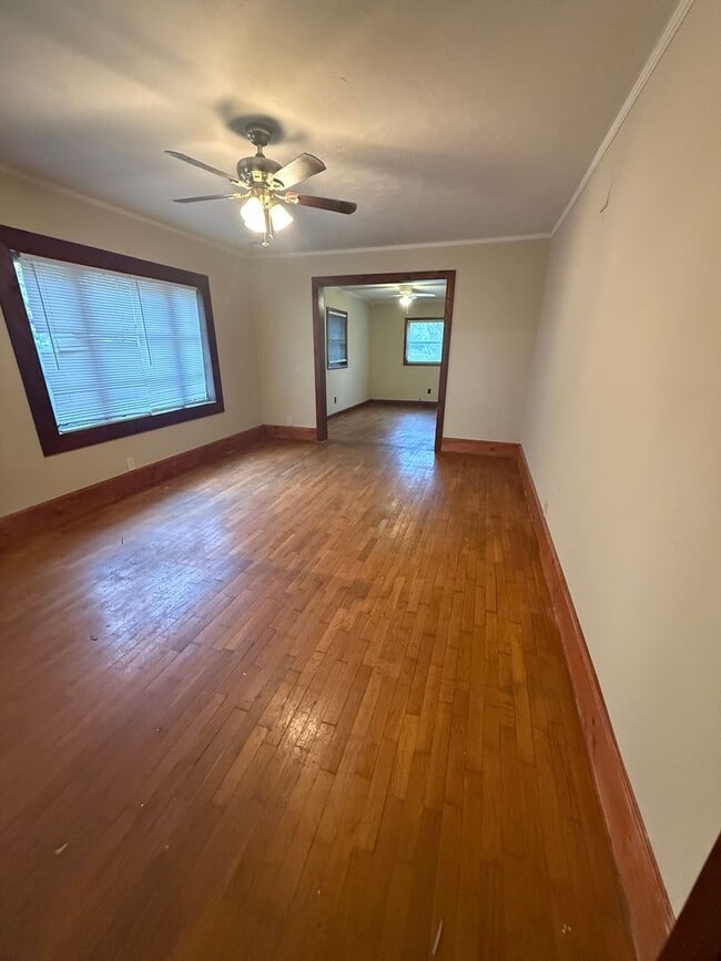 Building Photo - Sunrise Ranch