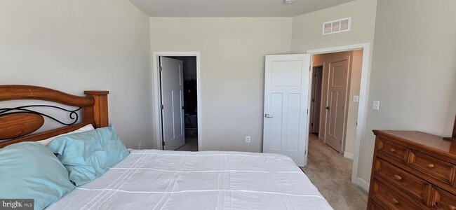 Building Photo - 5426 Greenpoint Ln