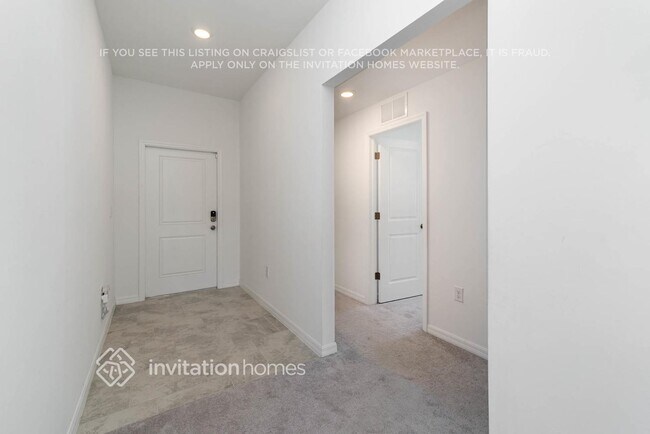 Building Photo - 4232 Palatina Way