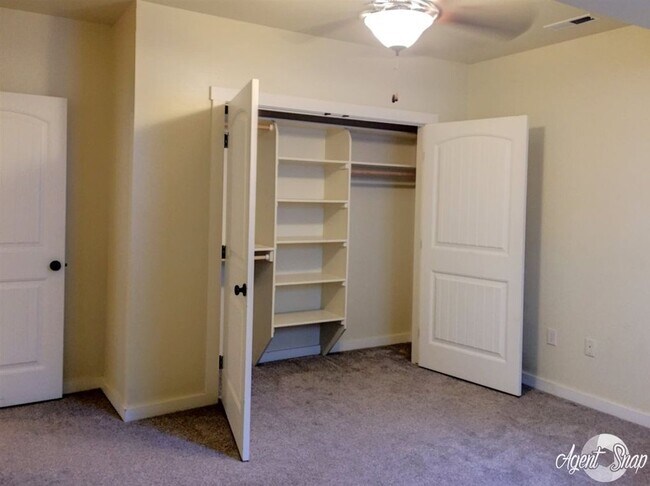 Building Photo - 4770 E Pegasus Ct