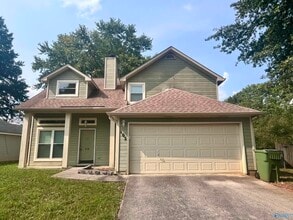 Building Photo - 102 Yellowwood Ct