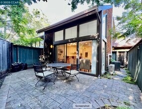 Building Photo - 5 Songbird Ct