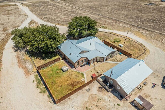 Building Photo - 182 County Rd 409-I