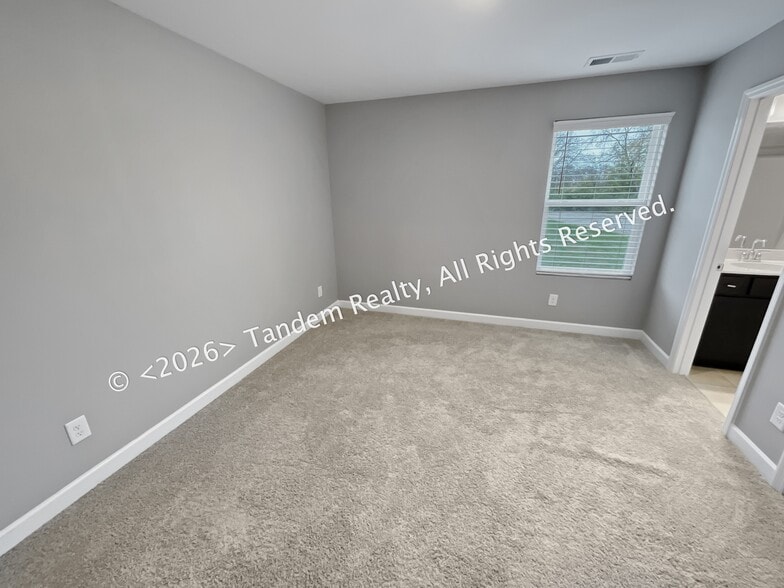 Building Photo - 125 Harvard Dr