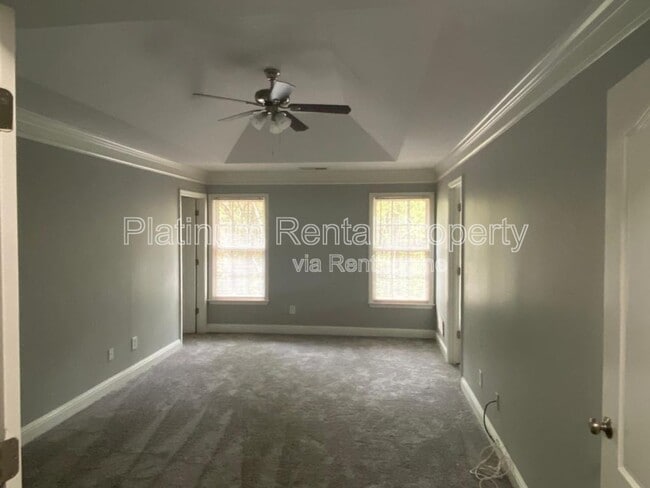 Building Photo - 11047 Lorin Way