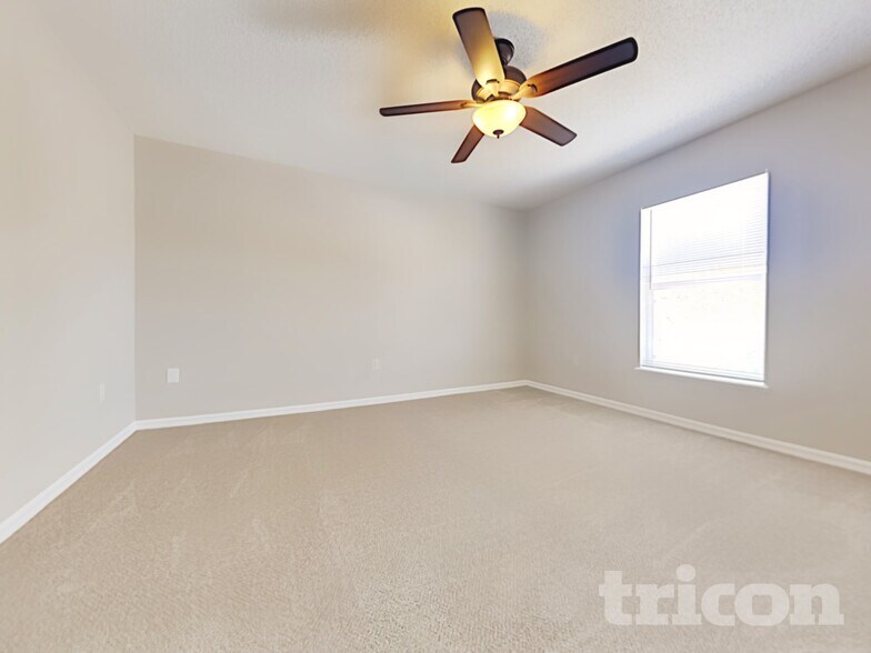 Building Photo - 11724 Ivy Flower Loop