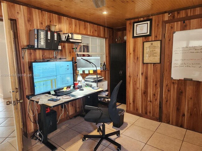 Building Photo - 3452 SW 113th Ct