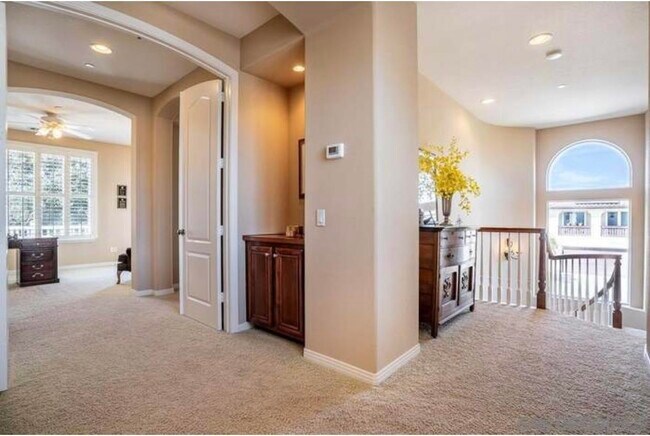 Building Photo - 16624 Santa Mariana Ct