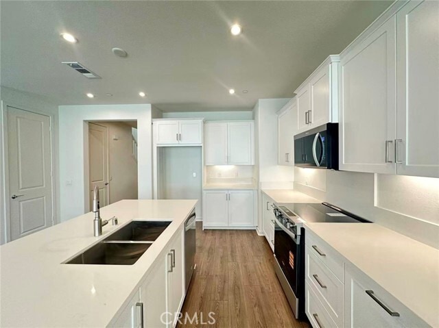 Building Photo - 16052 Montenegro Ln