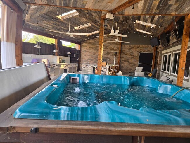 Building Photo - 209 Hardwicke Ln