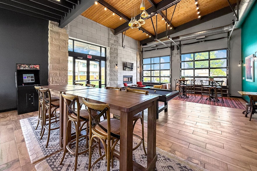 Building Photo - Park @ Nine23