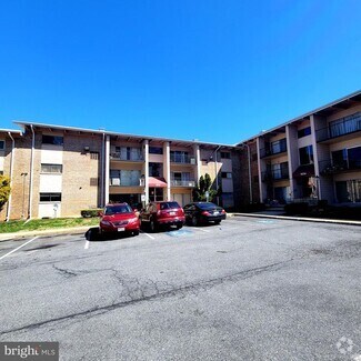 Building Photo - 5532 Karen Elaine Dr