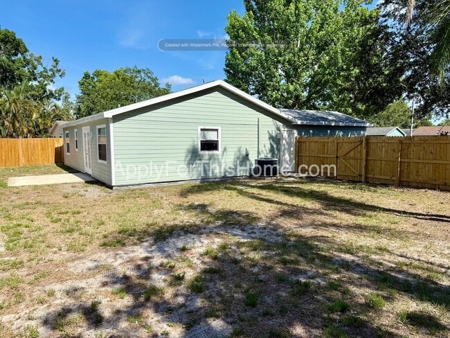 Building Photo - Single Family Home on a Cul-De-Sac