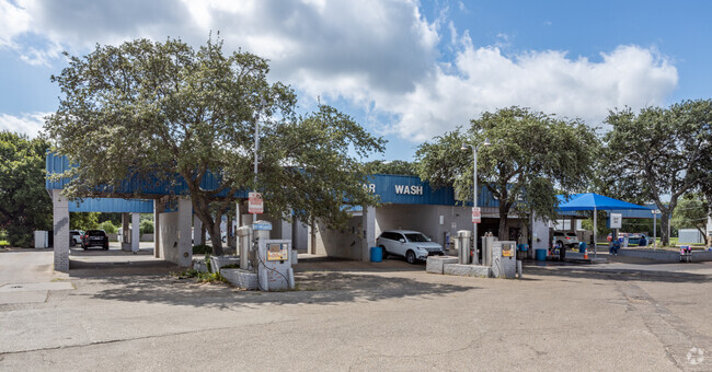 Building Photo - The Bouldin