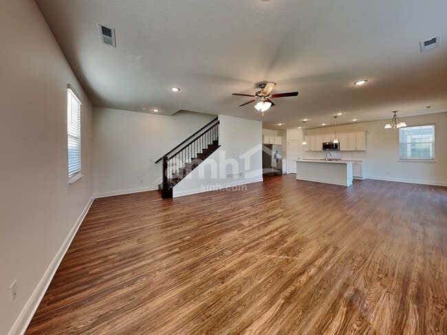 Building Photo - 1078 Castor Dr