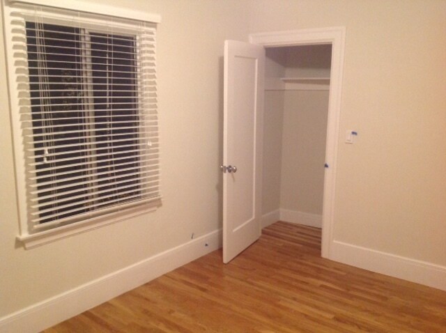 Building Photo - 3549 Lakeshore Ave