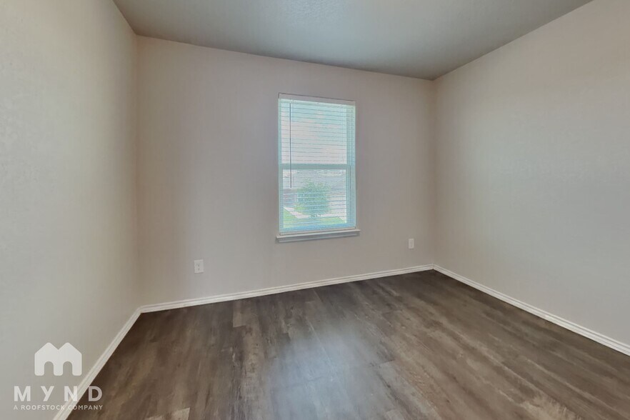 Building Photo - 7508 Twin Pine Ct