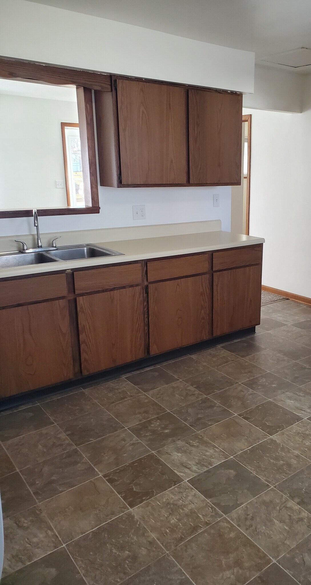 Building Photo - 5507 42nd Ave