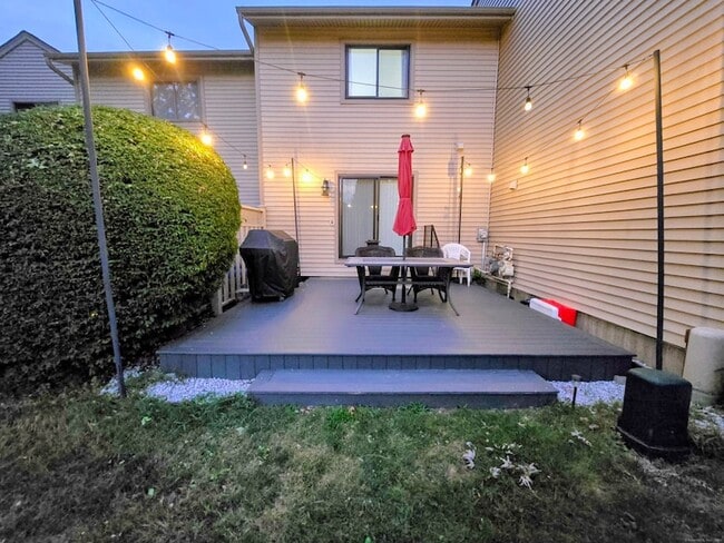 Building Photo - 330 Merwin Ave
