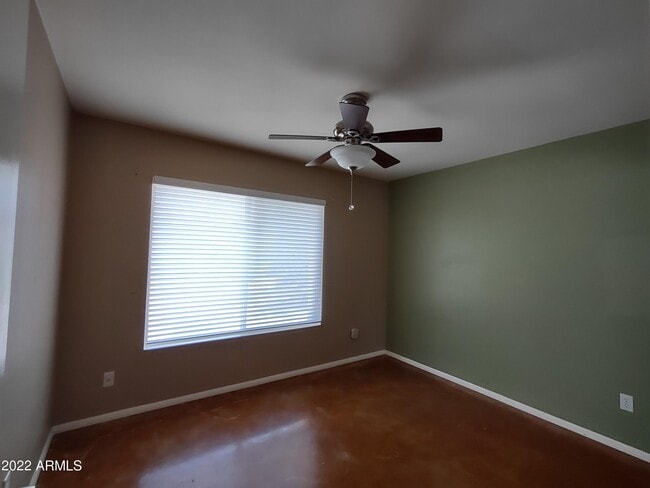 Building Photo - 37801 N Cave Creek Rd