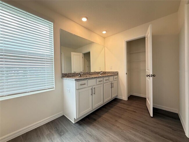 Building Photo - 2541 Birney Run