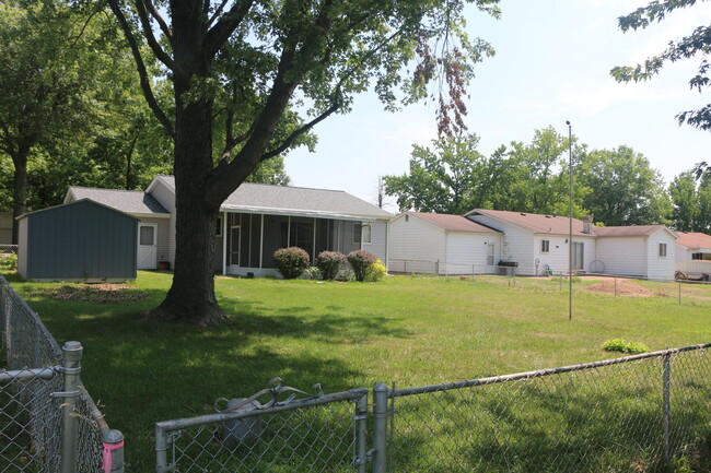 Building Photo - 14625 Fox Manor Dr.