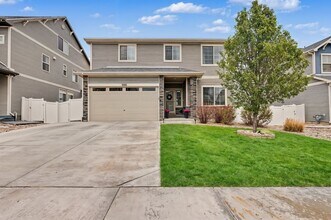 Building Photo - FABULOUS 4 BEDROOM HOME IN CUMBERLAND GREEN FOUNTAIN