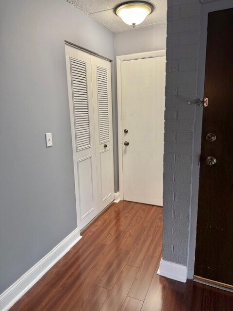 Building Photo - 564 Timber Ridge Dr