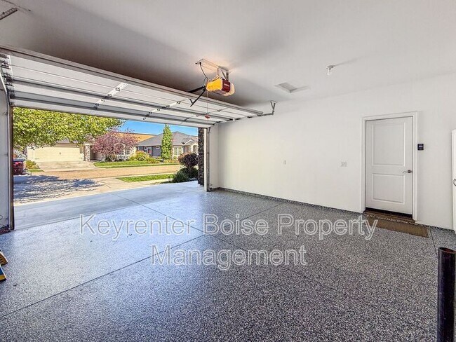 Building Photo - 9753 W Wildbranch Dr