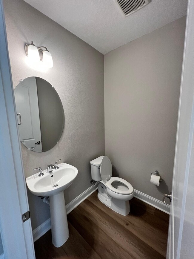 Building Photo - 11352 Newtonian Blvd