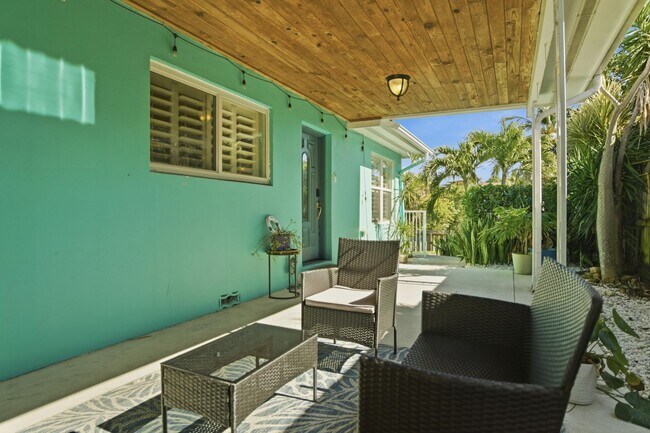 Building Photo - 525 N L St