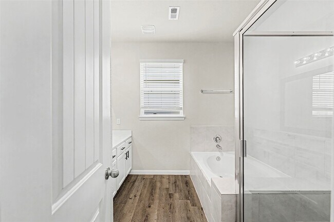 Building Photo - 3641 Cub Dr