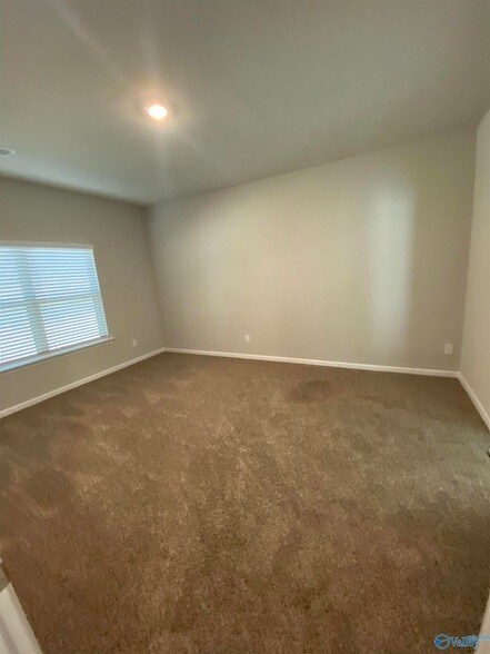 Building Photo - 14980 Westmeade Ln