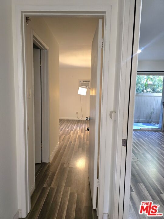 Building Photo - 12014 Kling St