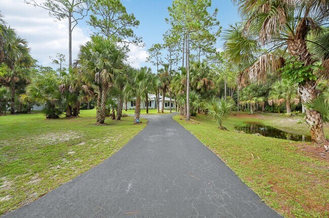 Building Photo - 9417 Whippoorwill Trail