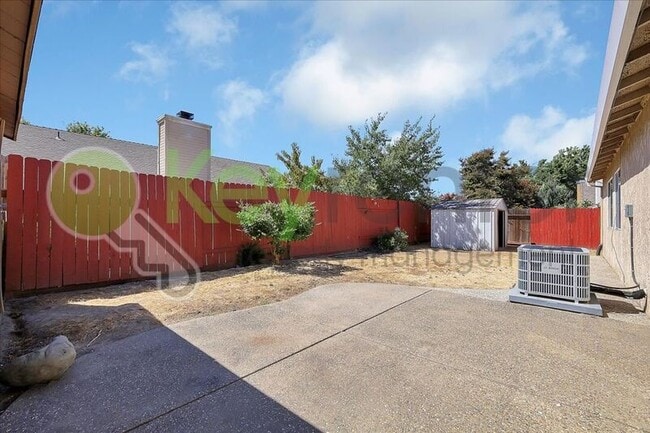 Building Photo - 8645 Meandering Way