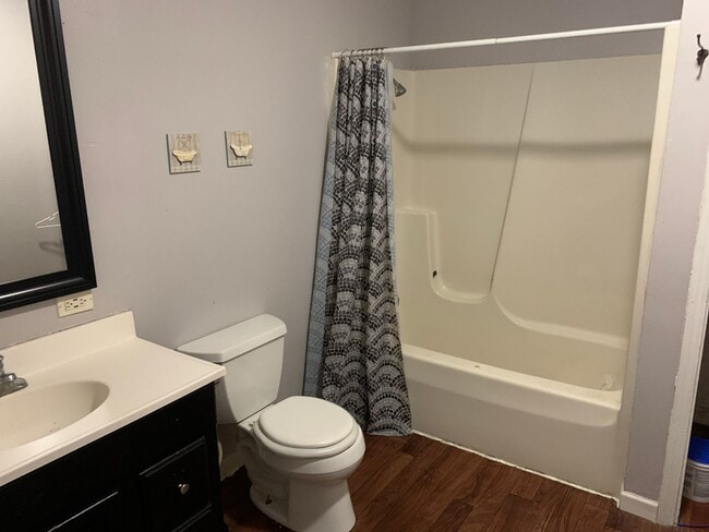 Building Photo - Newly Listed Rental in Williamsville!