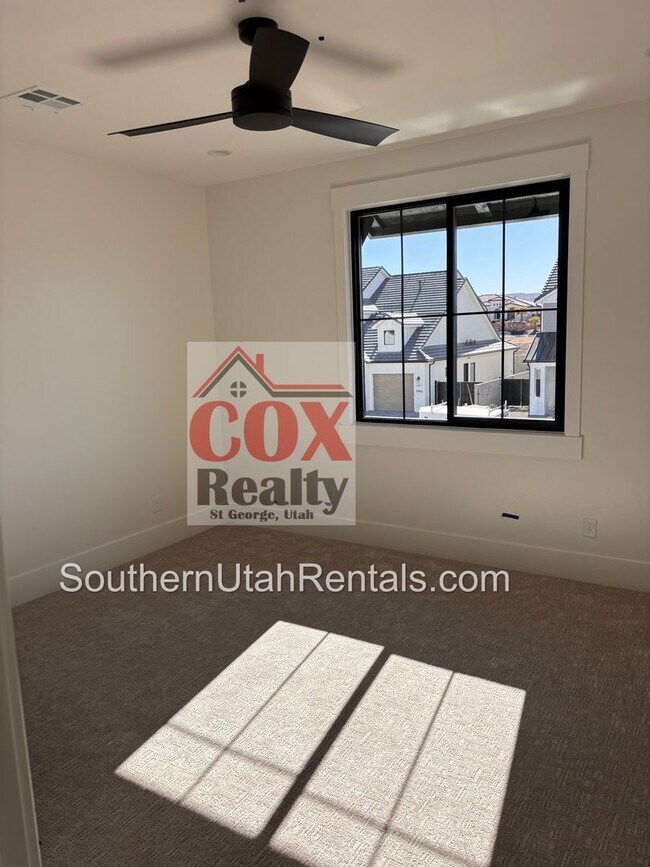 Building Photo - BRAND NEW 6 bed  | 4 bath | 3 car garage c...