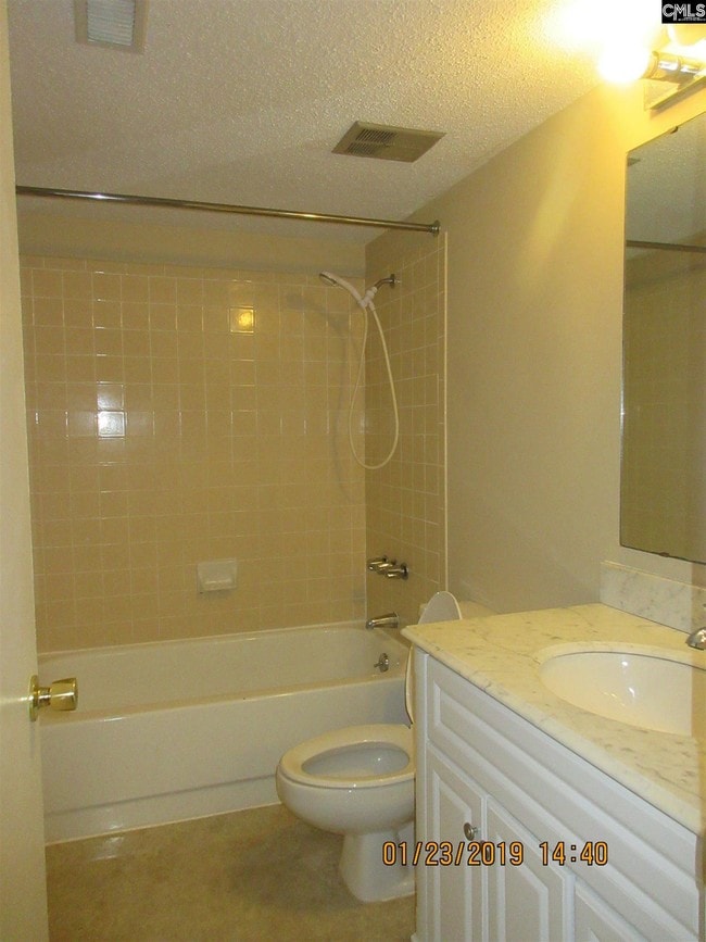 Building Photo - 1600 Park Cir