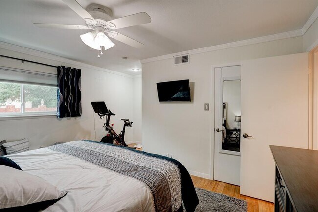 Building Photo - 7920 Rockwood Ln