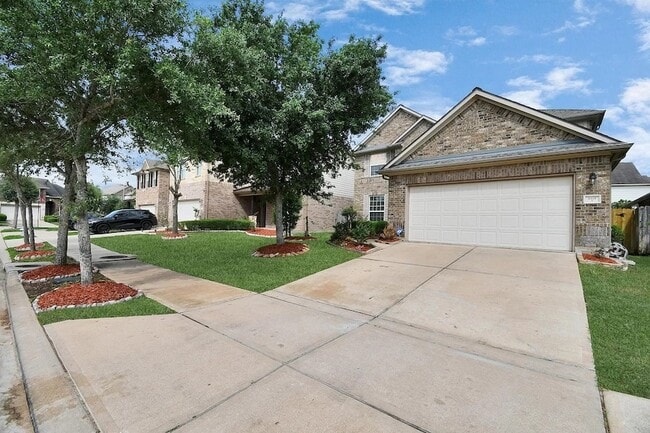 Building Photo - 6315 Bain Dr