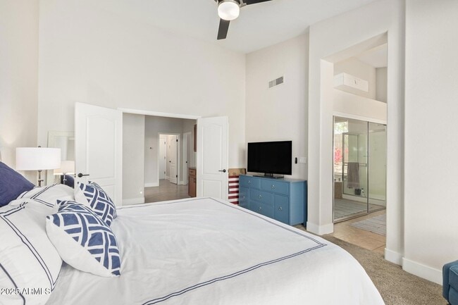 Building Photo - 9716 E Janice Way