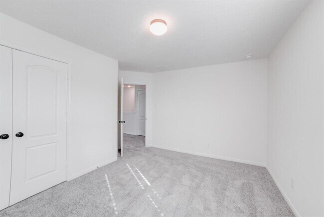 Building Photo - 9307 Central Pl