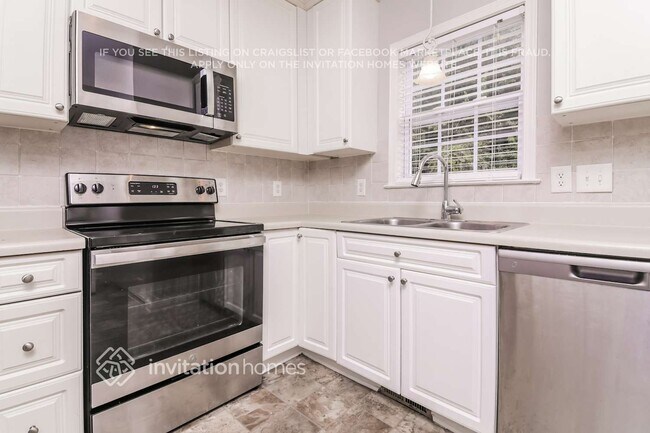 Building Photo - 517 Oak Dare Ln