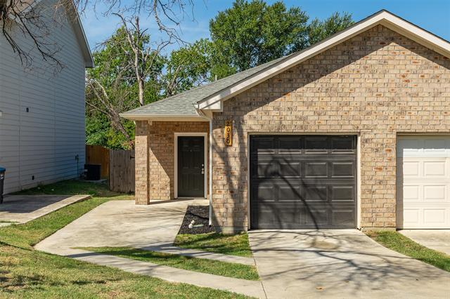 Building Photo - 2030 Brookes St