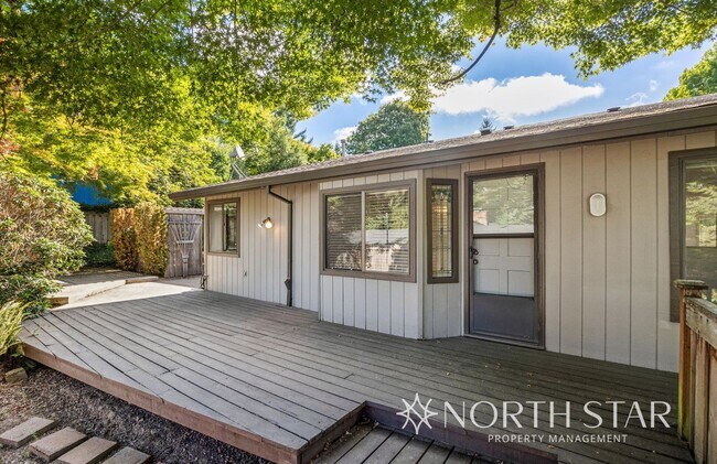 Building Photo - Charming One-Level Home on a Quiet Cul-de-...