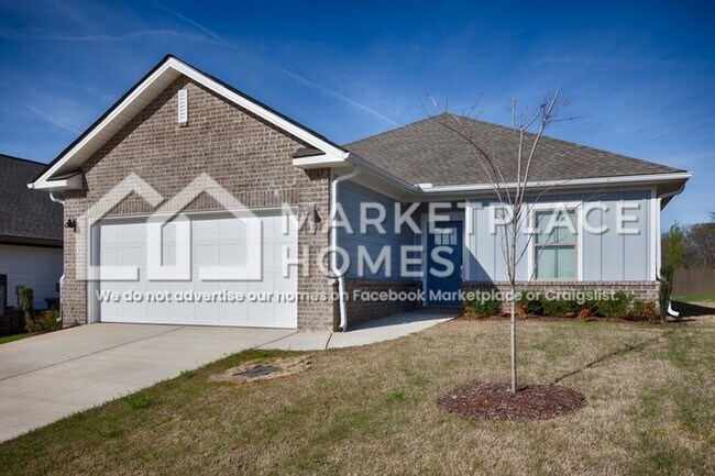 Building Photo - 14773 Mountain Strm Dr