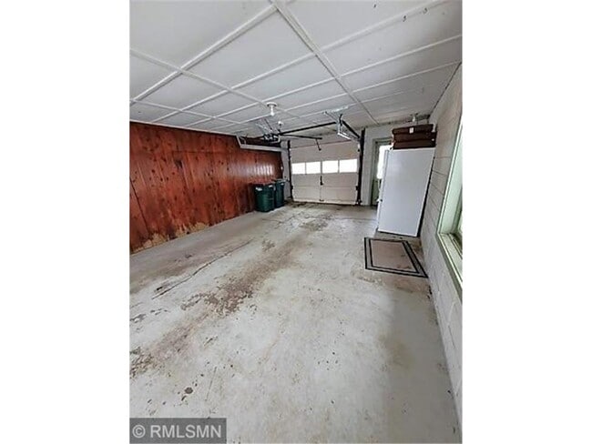 Building Photo - 724 Wisconsin St
