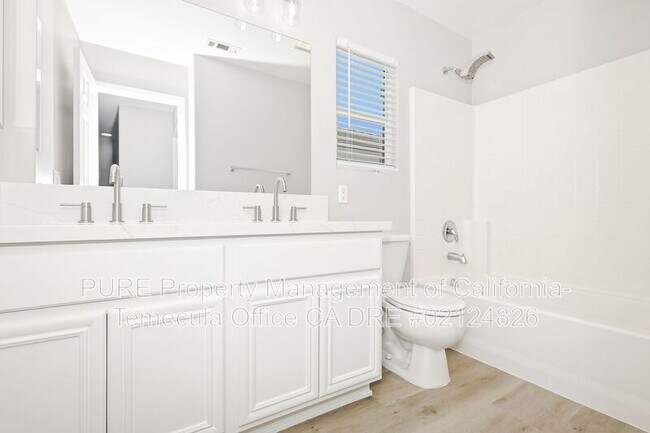 Building Photo - 29772 Sceptrum St