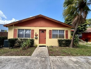 Building Photo - 411 55th St